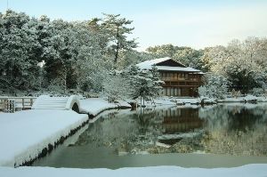 松を寿く　徳川園のお正月