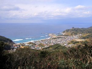 神津島エコツアー　冬の神津島へようこそ　秩父山ハイキングと星空観賞会ツアー