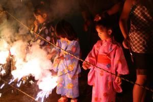 第44回小さなふるさとづくり「七夕の夕べ」花火大会