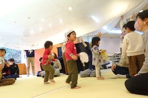 ぞうしがや こどもステーション　読んで遊んでえほんの会