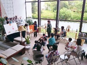 ウェルピア伊予　わくわくおはなし会（9月）