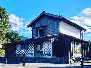 井上靖　墓参と文学散歩