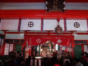 大学稲荷神社 初午祭（粥占い）