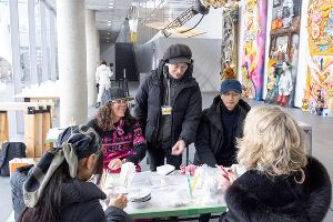「身近な人の顔彫刻を作ろう！」（三宅感）越後妻有MonET連続企画展関連イベント