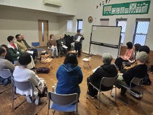 「サティシュ先生の夢みる大学」読書会