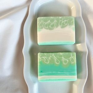 「ボタンボウフウ（長命草）」の手作り石けんワークショップ