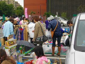 ララガーデン川口　フリーマーケット（3月）