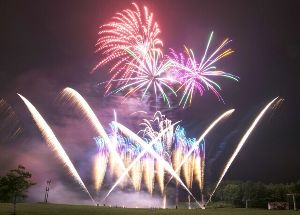 ルスツリゾート　夏休みスペシャル花火大会