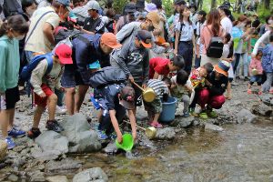 第52回ピョウタンの滝やまべ放流祭