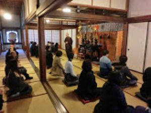 夏の坐禅会　草薙龍瞬と過ごす坐禅と人生に役立つ仏教の話