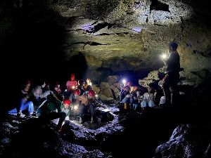 富士山洞くつ探検（10月）
