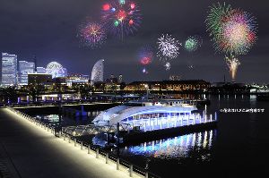 工場夜景&花火クルーズ