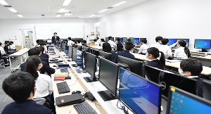 光と電気の仕組み！ ～カラーLED工作教室～