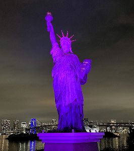 イルミネーションアイランドお台場2025　自由の女神像