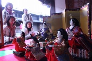 うだつの町家のおひなさま