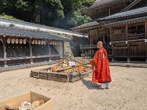 例月祭ようかさん　絵馬供養祭