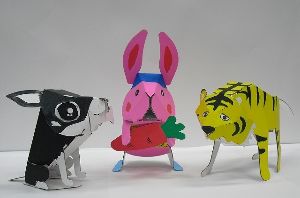 春のカーニバル　動物のダンボールクラフト