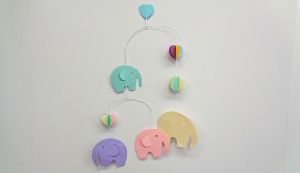 たのしい工作室「ぞうのモビール」