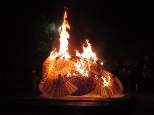 曽我の傘焼きまつり