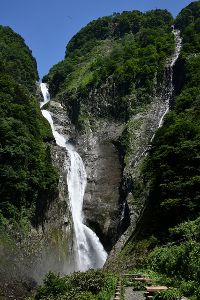 立山カルデラ砂防博物館学芸員と行く「弥陀ヶ原台地と称名滝展望」
